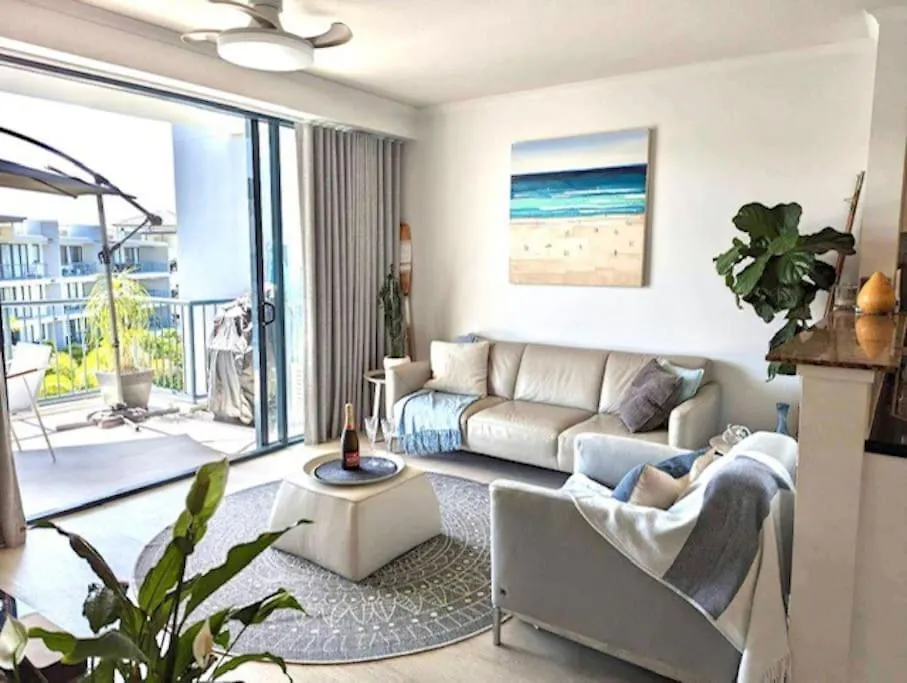 Deluxe Resort Apartment - Sunshine Coast Alexandra Headland Australia